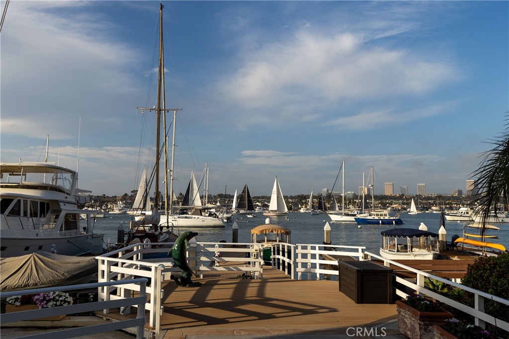 1114 E Balboa Boulevard, Newport Beach CA 92661 - photo 37