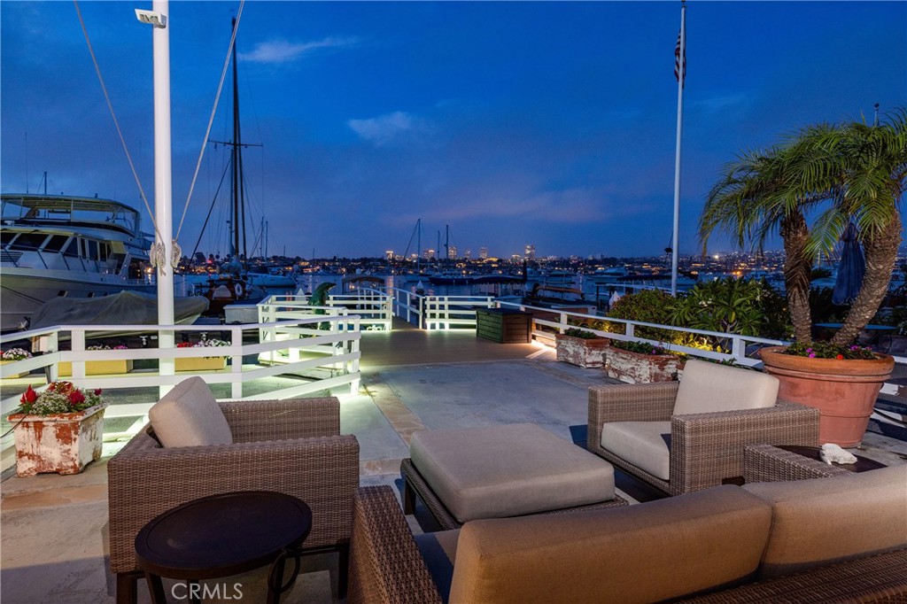 1114 E Balboa Boulevard, Newport Beach CA 92661 - photo 41
