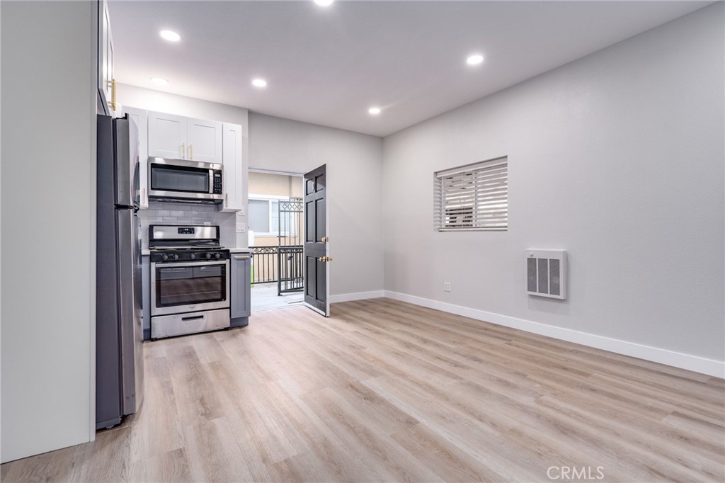 1116 W Balboa Boulevard D, Newport Beach CA 92661 - photo 5