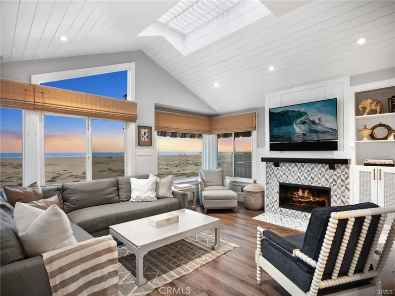 1119 E Balboa Boulevard A, Newport Beach
