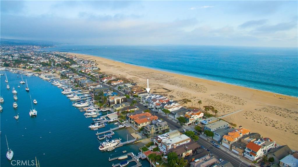 1119 E Balboa Boulevard A, Newport Beach CA 92661 - photo 4