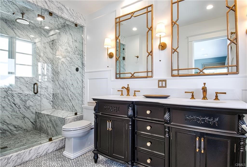1119 E Balboa Boulevard A, Newport Beach CA 92661 - photo 8