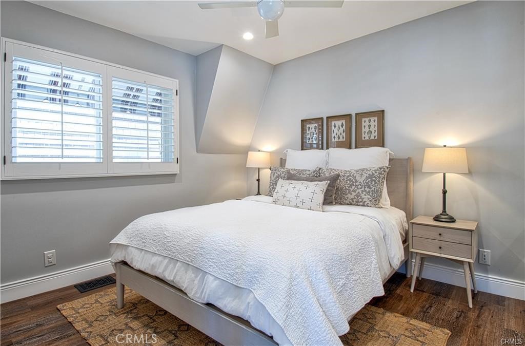 1119 E Balboa Boulevard A, Newport Beach CA 92661 - photo 16