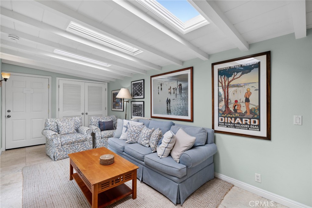 112 Abalone Avenue, Newport Beach CA 92662 - photo 16