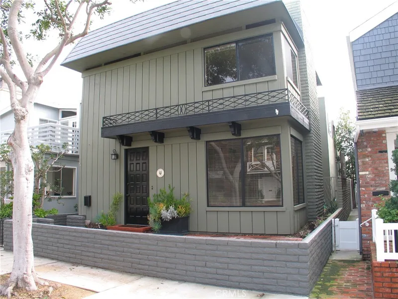 112 Pearl Avenue, Newport Beach, CA 92662