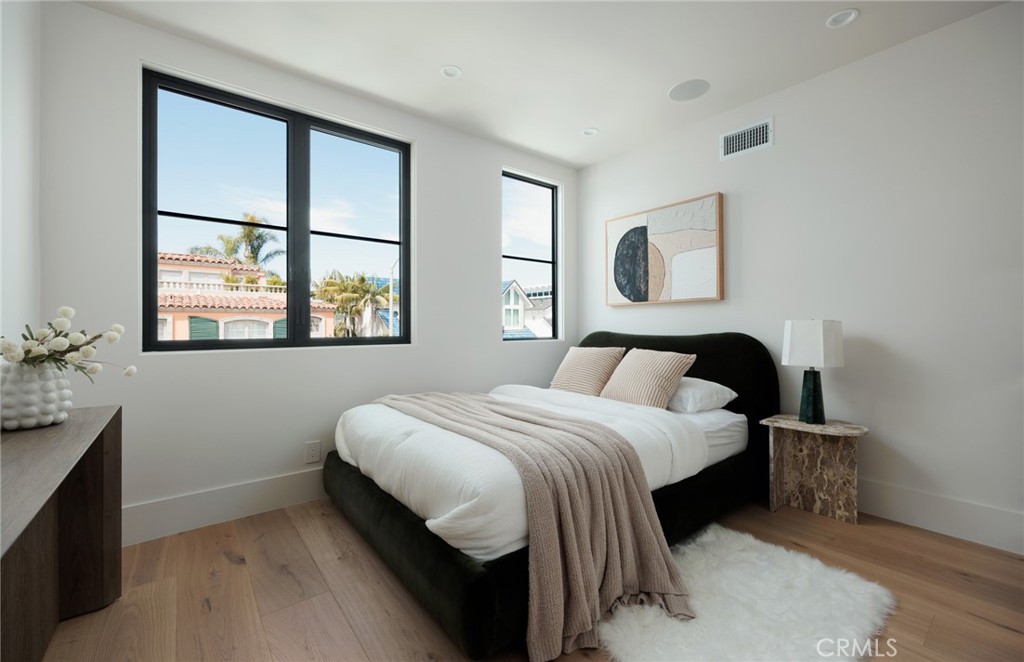 1123 E Balboa, Newport Beach CA 92661 - photo 28