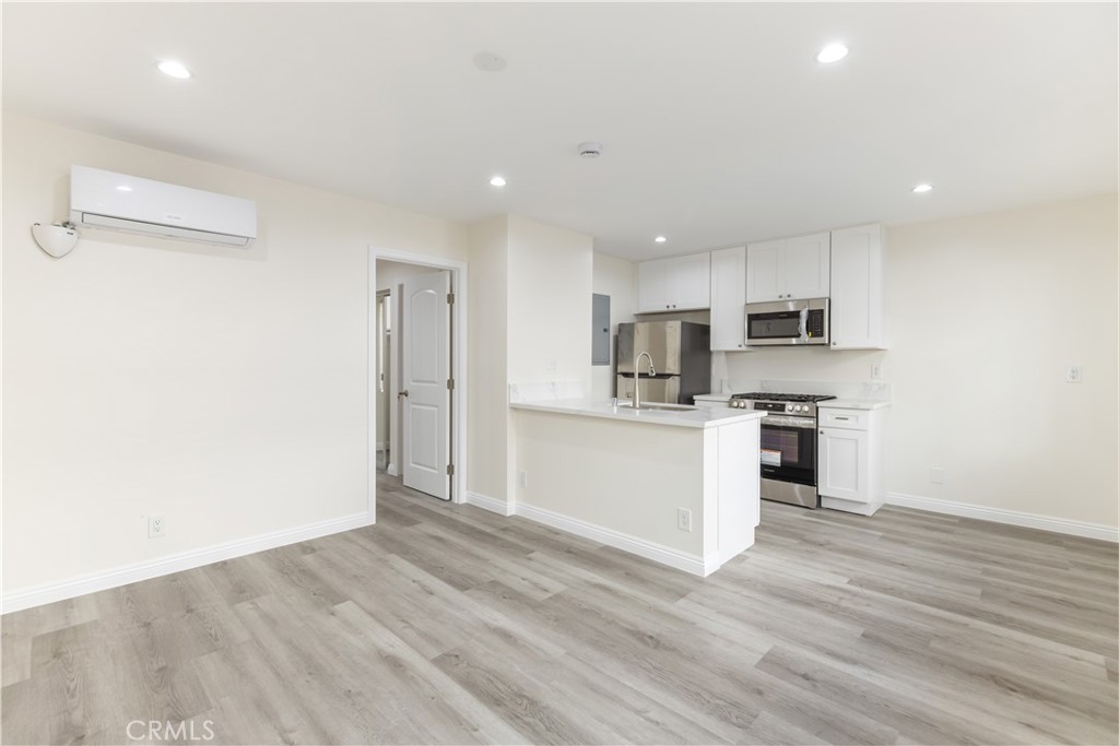 1128 W Balboa Blvd, Newport Beach CA 92661 - photo 23