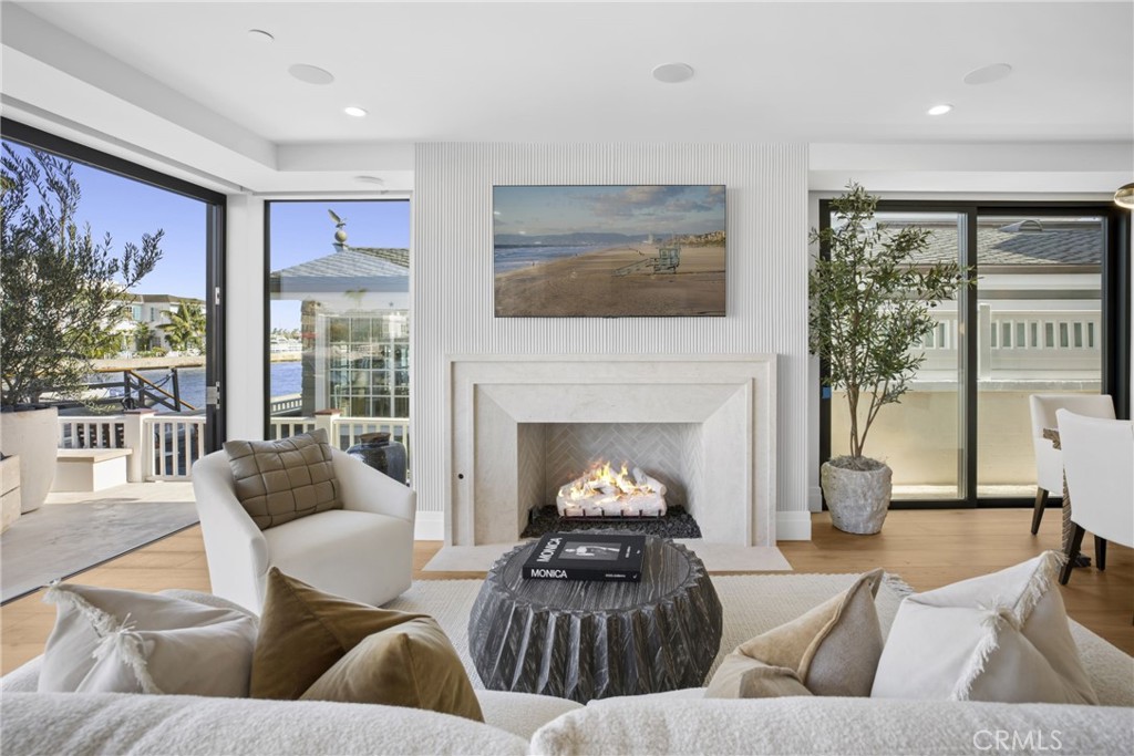 113 Grand Canal, Newport Beach CA 92662 - photo 4
