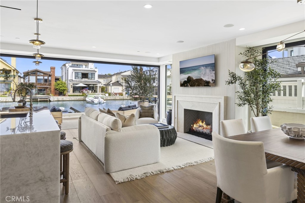 113 Grand Canal, Newport Beach CA 92662 - photo 5