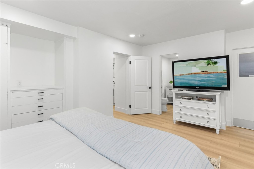 114 1/2 Onyx, Newport Beach CA 92662 - photo 13