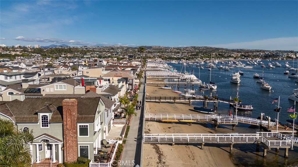 114 1/2 Onyx, Newport Beach CA 92662 - photo 23