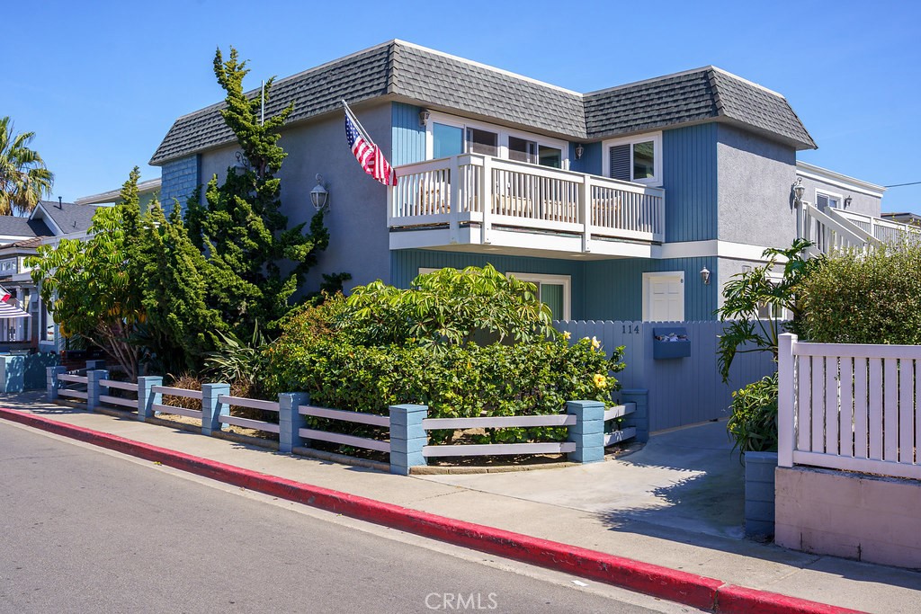 114 44th B, Newport Beach CA 92663 - photo 1