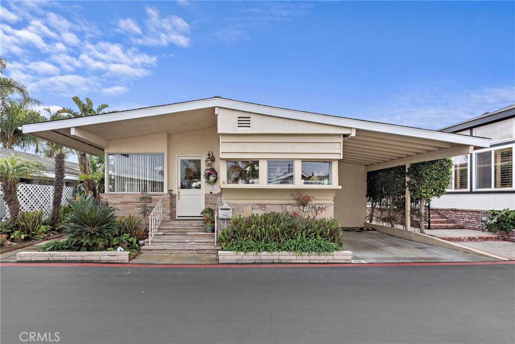 114 Yorktown, Newport Beach CA 92660 - photo 1