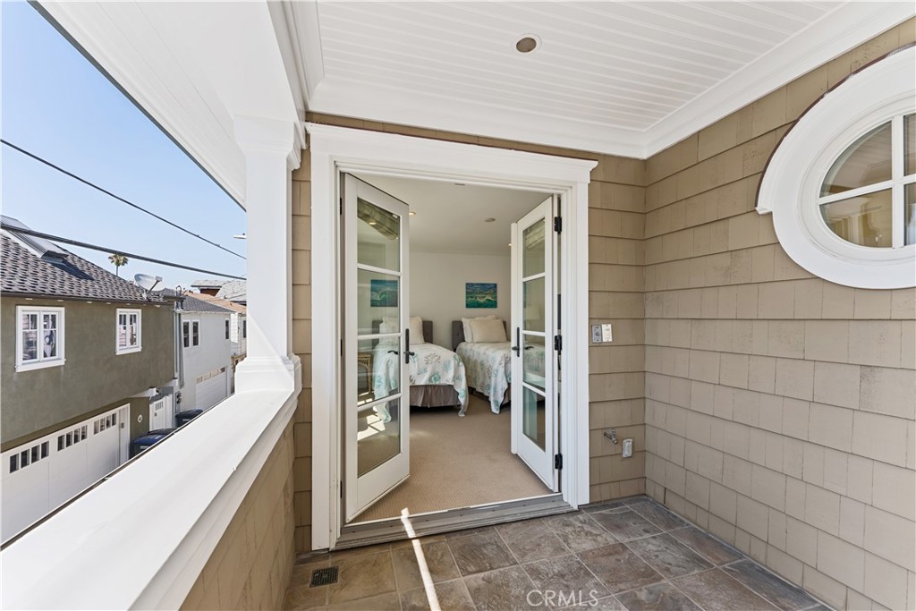 115 Topaz, Newport Beach CA 92662 - photo 22
