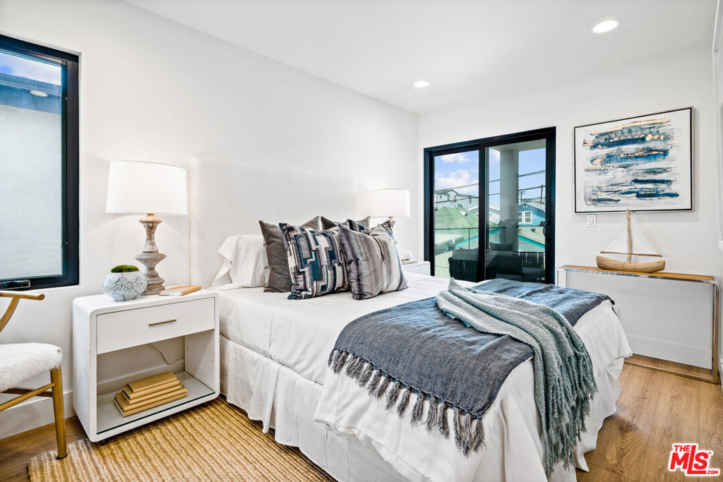 117 25th Street, Newport Beach CA 92663 - photo 12