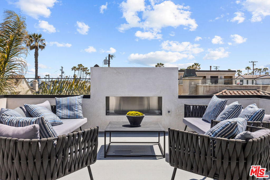 117 25th Street, Newport Beach CA 92663 - photo 20