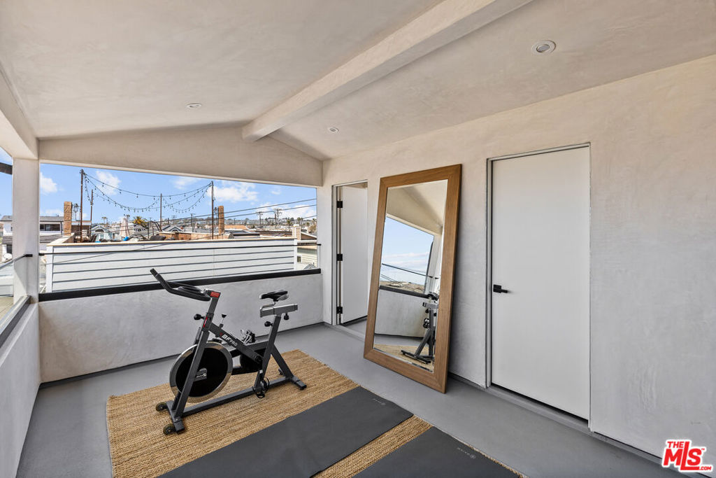 117 25th Street, Newport Beach CA 92663 - photo 21