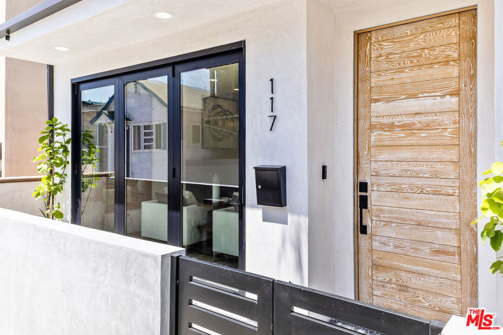 117 25th Street, Newport Beach CA 92663 - photo 22