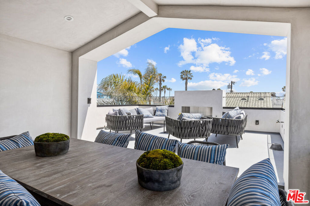 117 25th Street, Newport Beach CA 92663 - photo 28