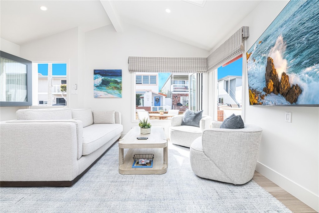 117 35th, Newport Beach CA 92663 - photo 2
