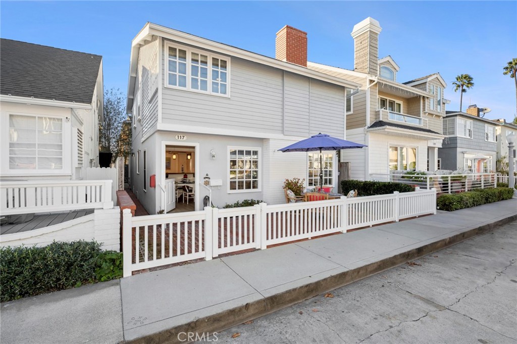 117 Amethyst Avenue, Newport Beach CA 92662 - photo 3