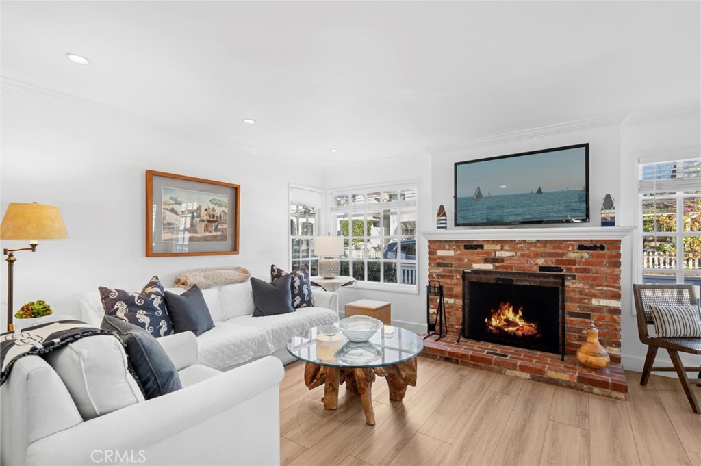 117 Amethyst Avenue, Newport Beach CA 92662 - photo 7