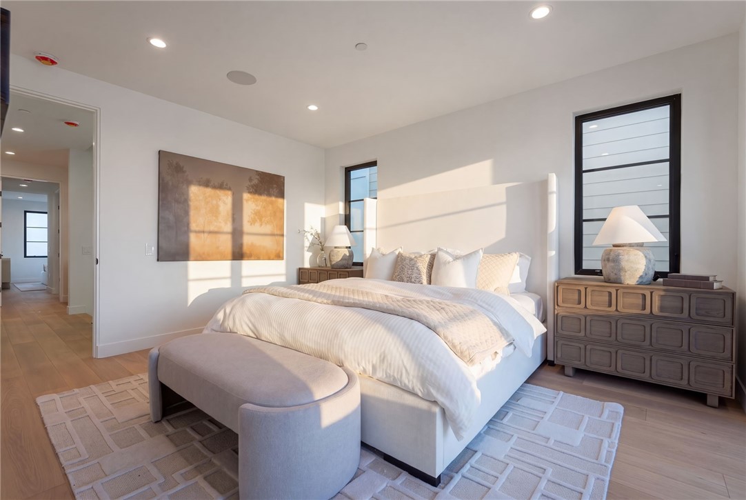 117 E Bay, Newport Beach CA 92661 - photo 15