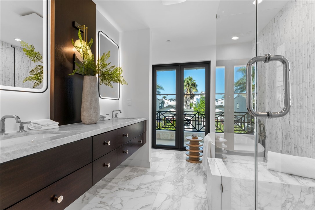 117 E Bay, Newport Beach CA 92661 - photo 17