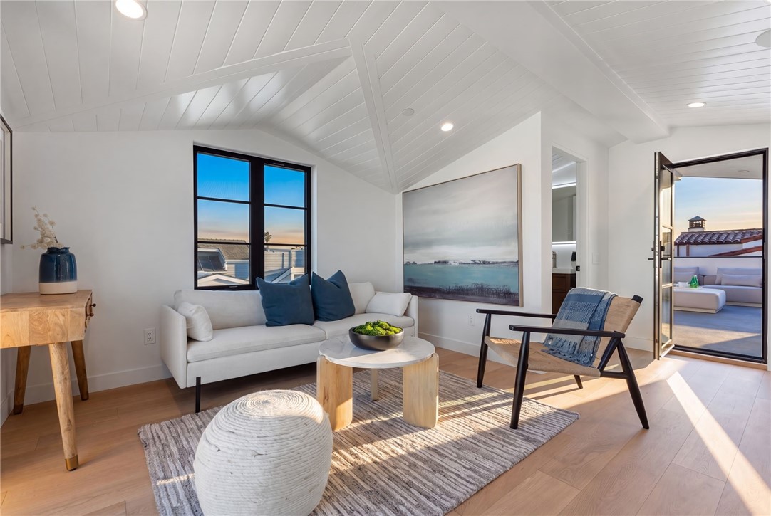 117 E Bay, Newport Beach CA 92661 - photo 28
