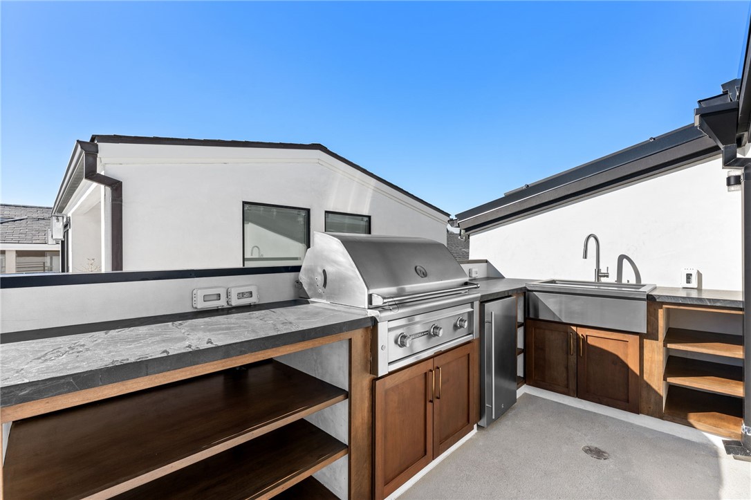 117 E Bay, Newport Beach CA 92661 - photo 34