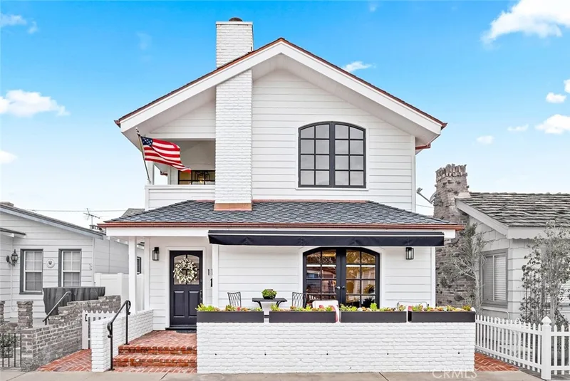 117 Marine Avenue, Newport Beach, CA 92662