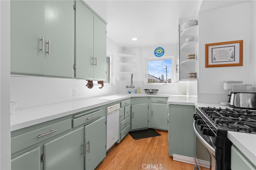 118 Marine B, Newport Beach CA 92662 - photo 7