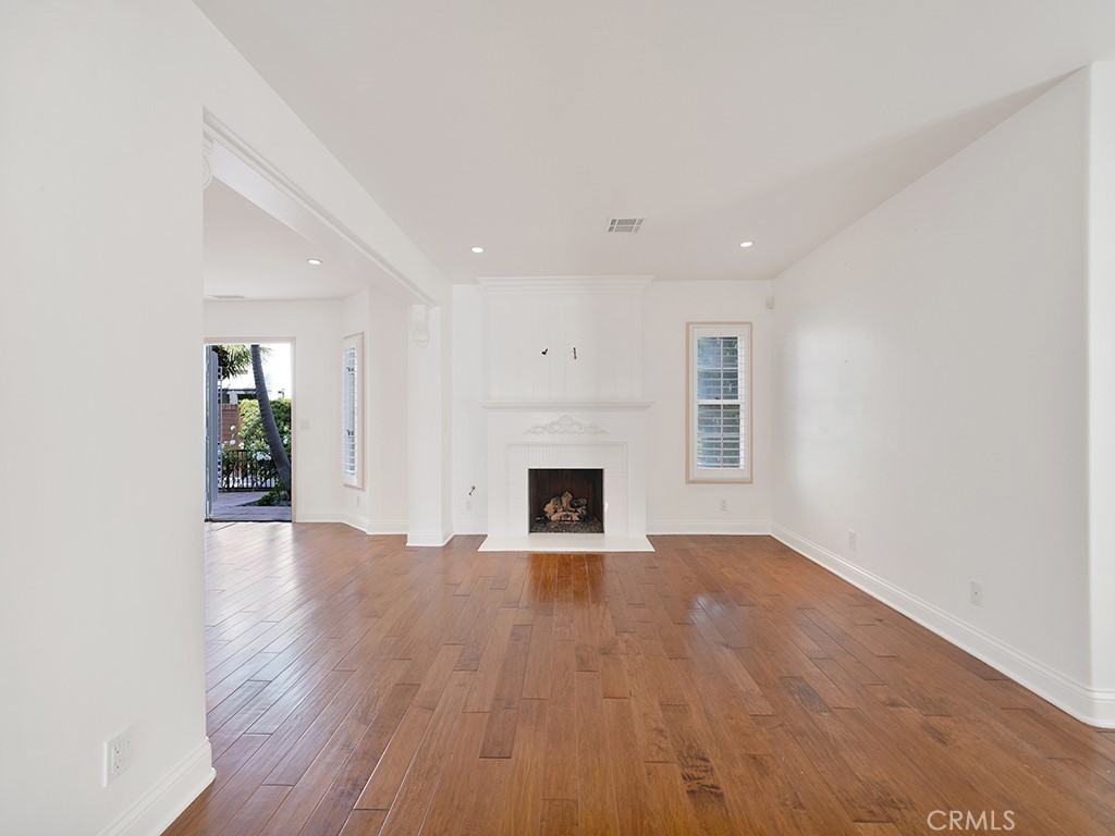 118 Via Xanthe, Newport Beach CA 92663 - photo 7