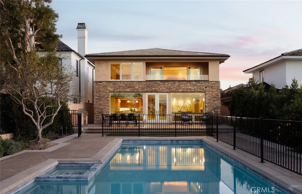 12 Harbor Island, Newport Beach CA 92660 - photo 2