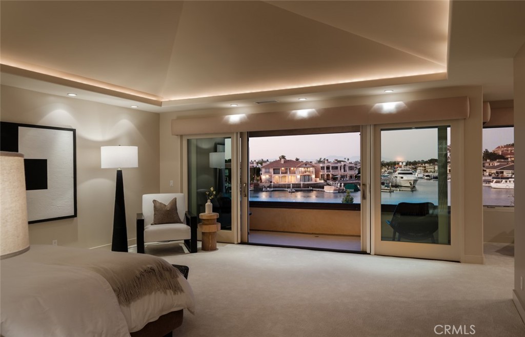 12 Harbor Island, Newport Beach CA 92660 - photo 5