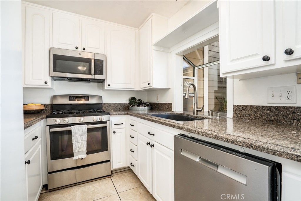 12 Latitude Court, Newport Beach CA 92663 - photo 6