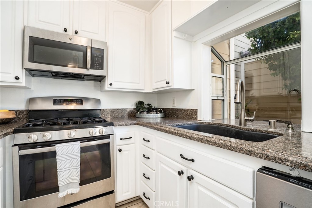 12 Latitude Court, Newport Beach CA 92663 - photo 7
