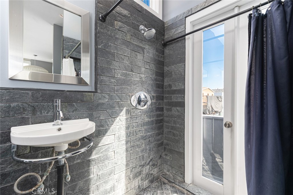 120 34th Street, Newport Beach CA 92663 - photo 8