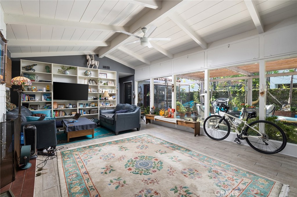 120 Via Undine, Newport Beach CA 92663 - photo 5