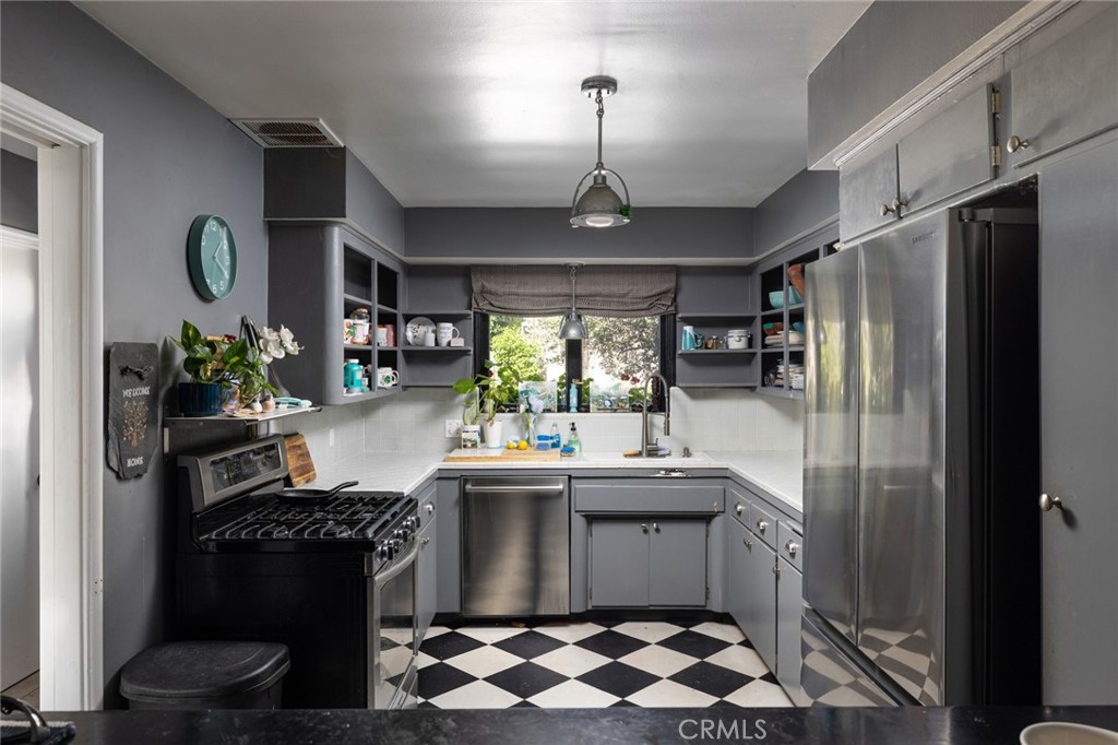 120 Via Undine, Newport Beach CA 92663 - photo 8