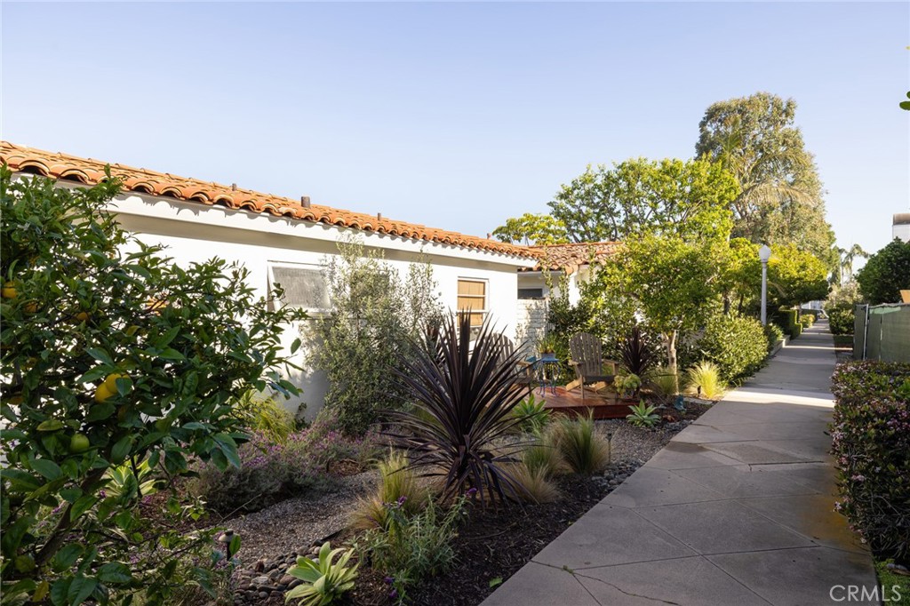 120 Via Undine, Newport Beach CA 92663 - photo 14
