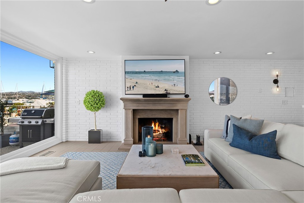 1202 E Balboa Boulevard, Newport Beach CA 92661 - photo 9