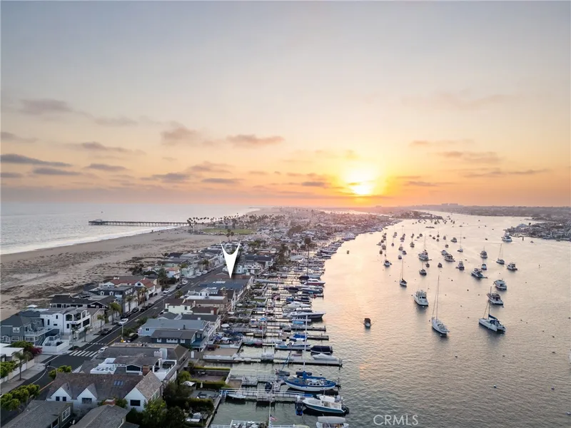 1204 E Balboa Boulevard, Newport Beach, CA 92661