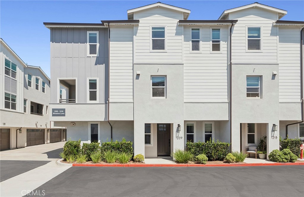 1209 Winslow, Newport Beach CA 92660 - photo 1