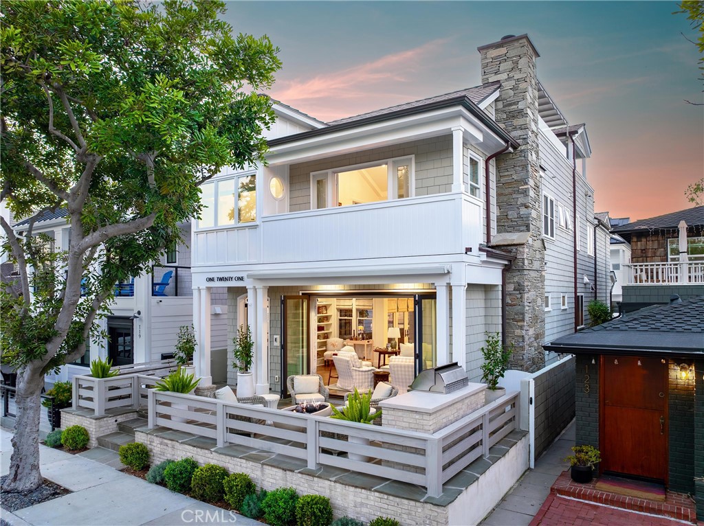 121 Garnet, Newport Beach CA 92662 - photo 1
