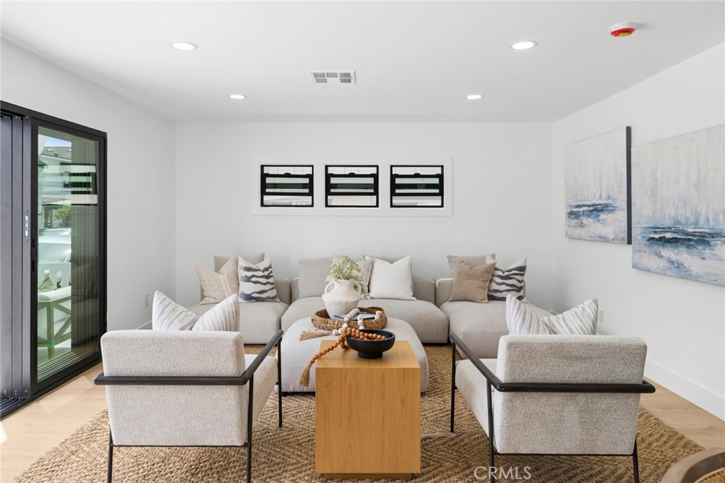 Living Space Closeup - 121 Marine Avenue, Newport Beach CA 92662 - photo 6