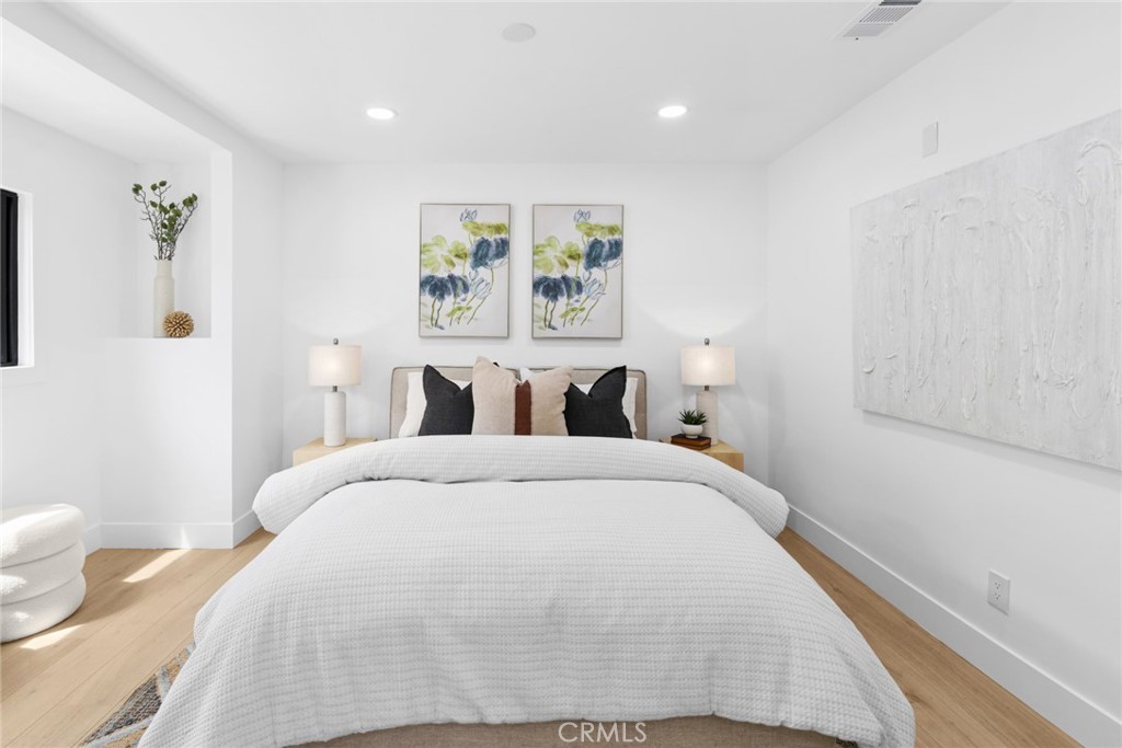 Guest Bedroomin Front Unit - 121 Marine Avenue, Newport Beach CA 92662 - photo 11