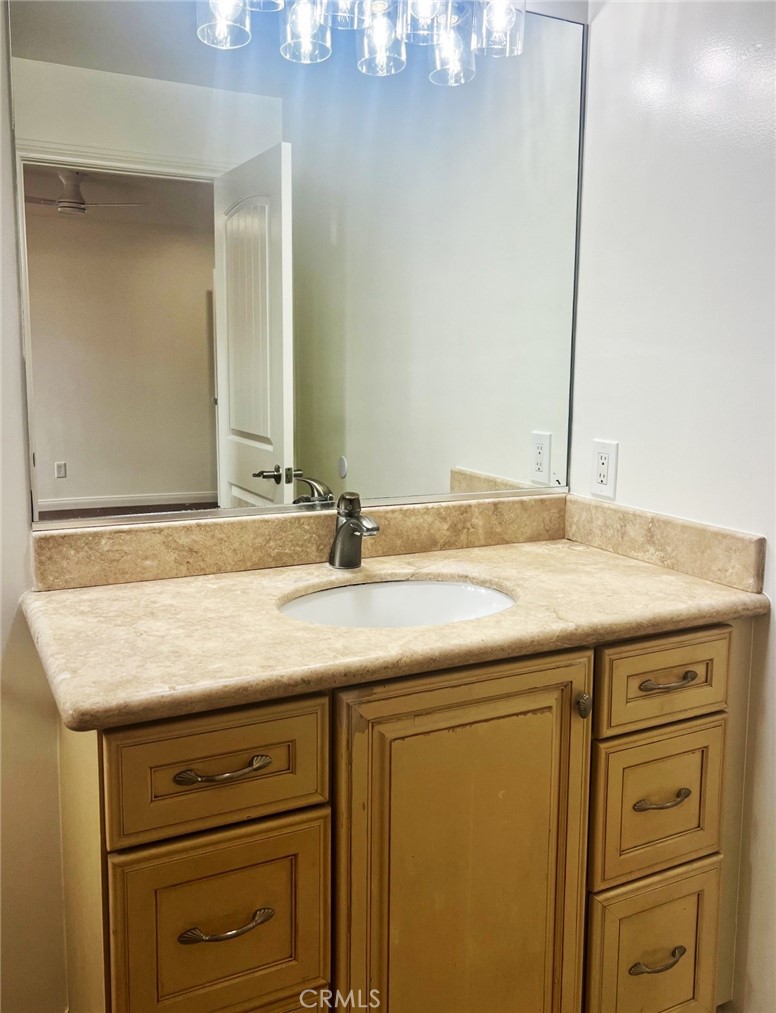 121 Yorktown, Newport Beach CA 92660 - photo 19