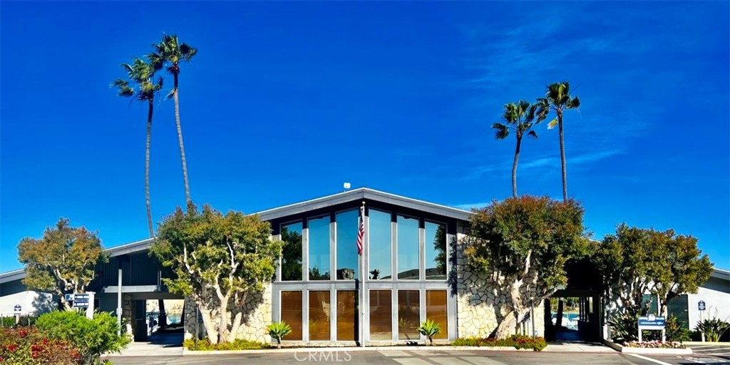 121 Yorktown, Newport Beach CA 92660 - photo 34