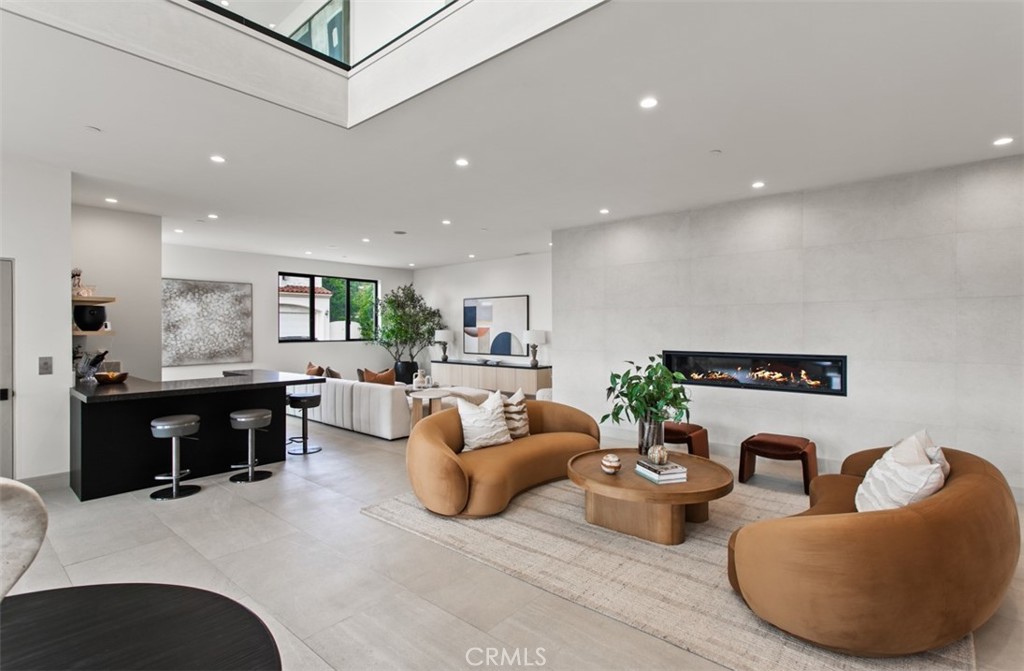 1210 Kings Rd, Newport Beach CA 92663 - photo 8